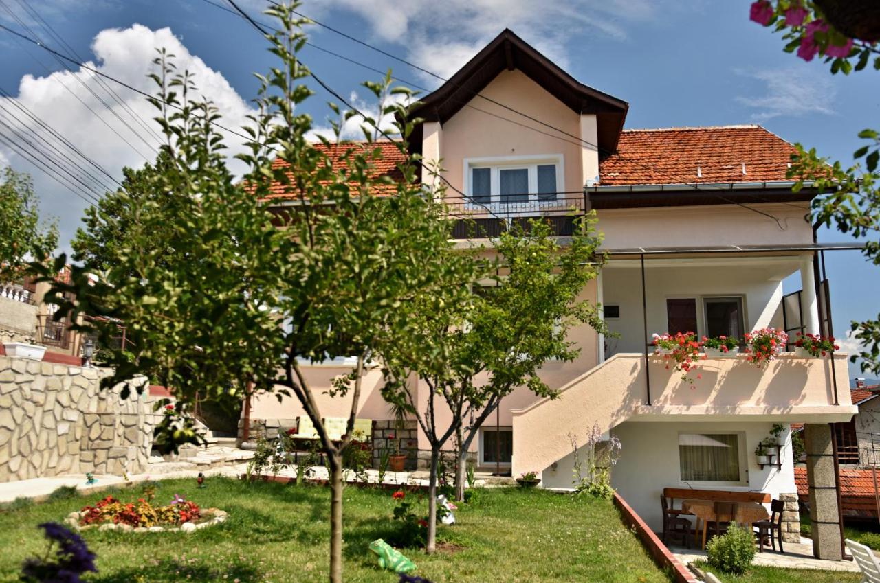 Saint Maria Guest House Велинград Екстер'єр фото
