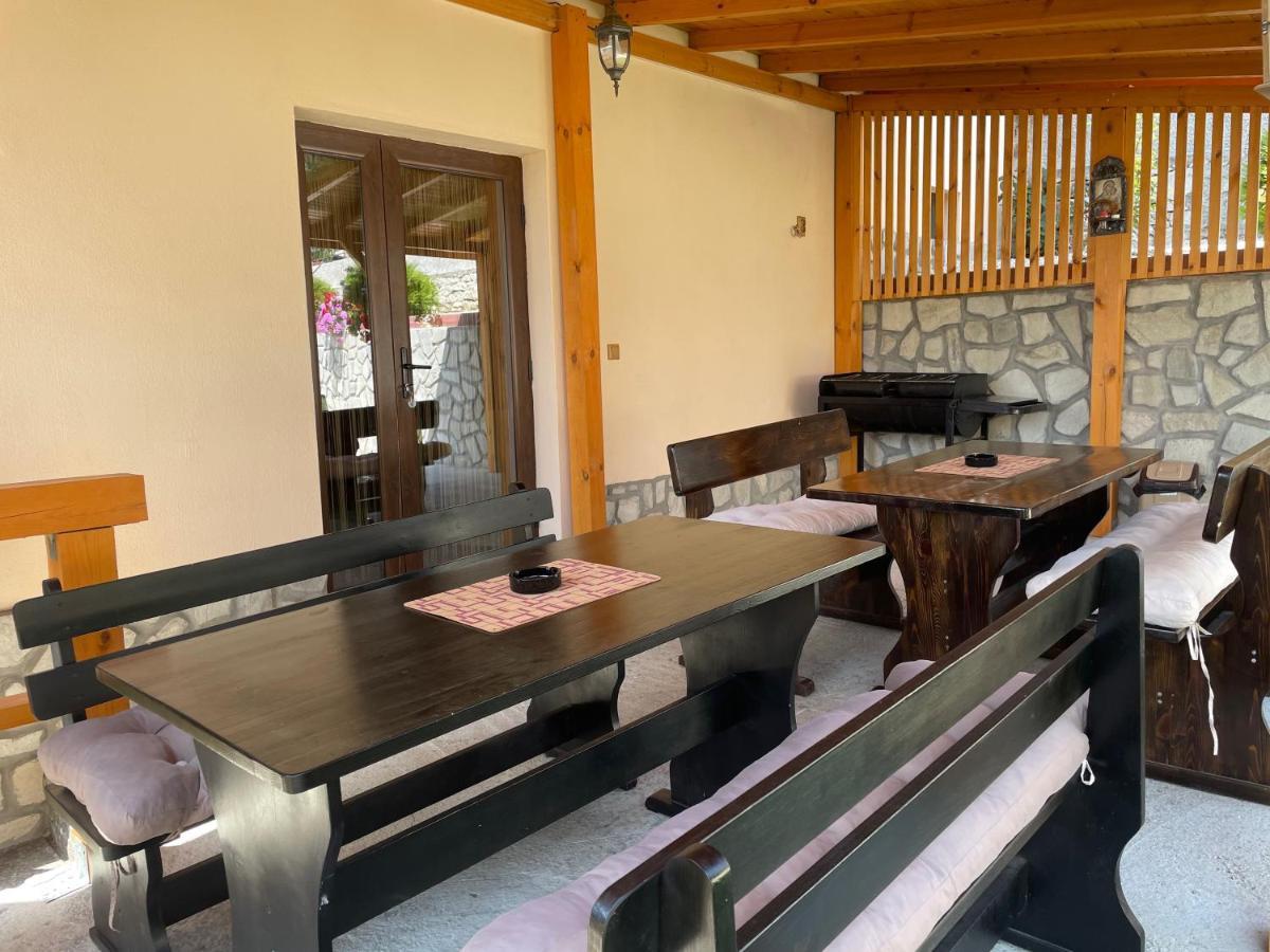 Saint Maria Guest House Велинград Екстер'єр фото